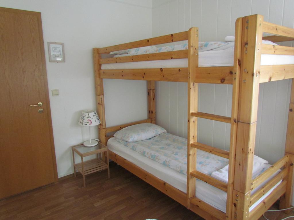 Guesthouse Sunnuholl Vestmannaeyjar Oda fotoğraf