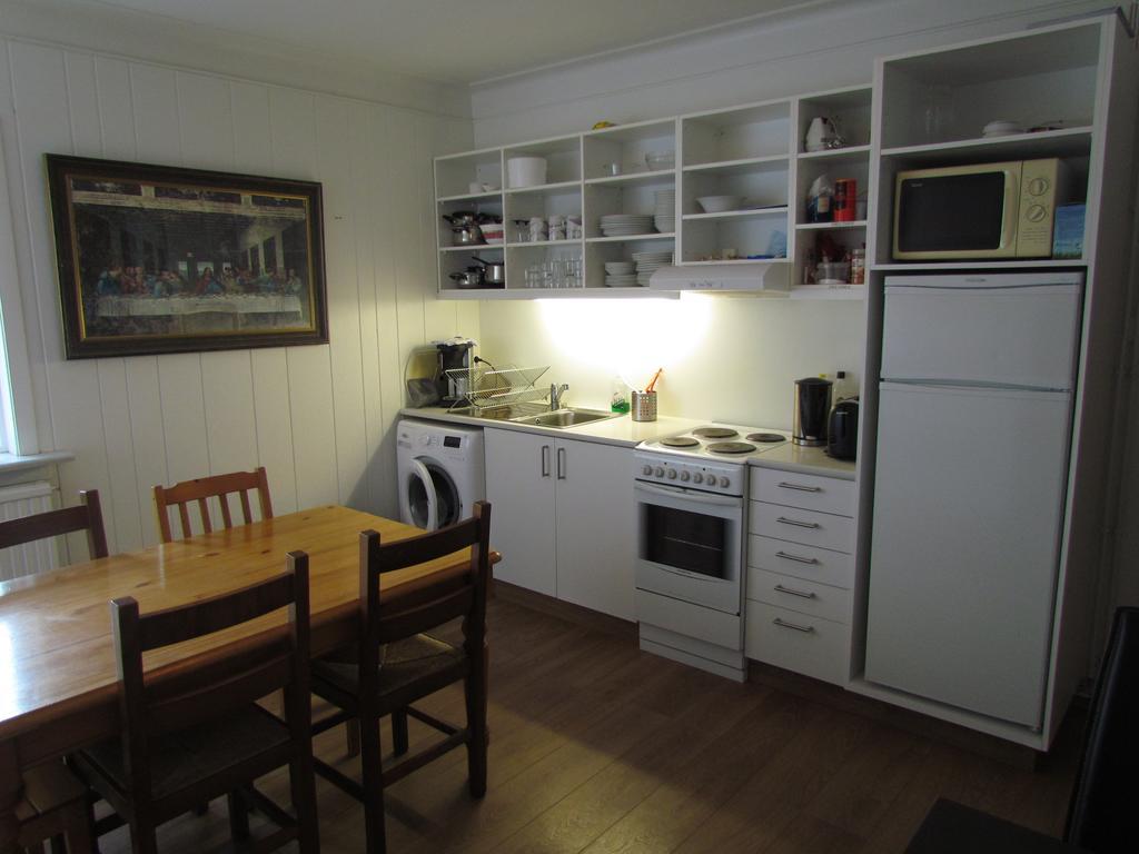 Guesthouse Sunnuholl Vestmannaeyjar Dış mekan fotoğraf